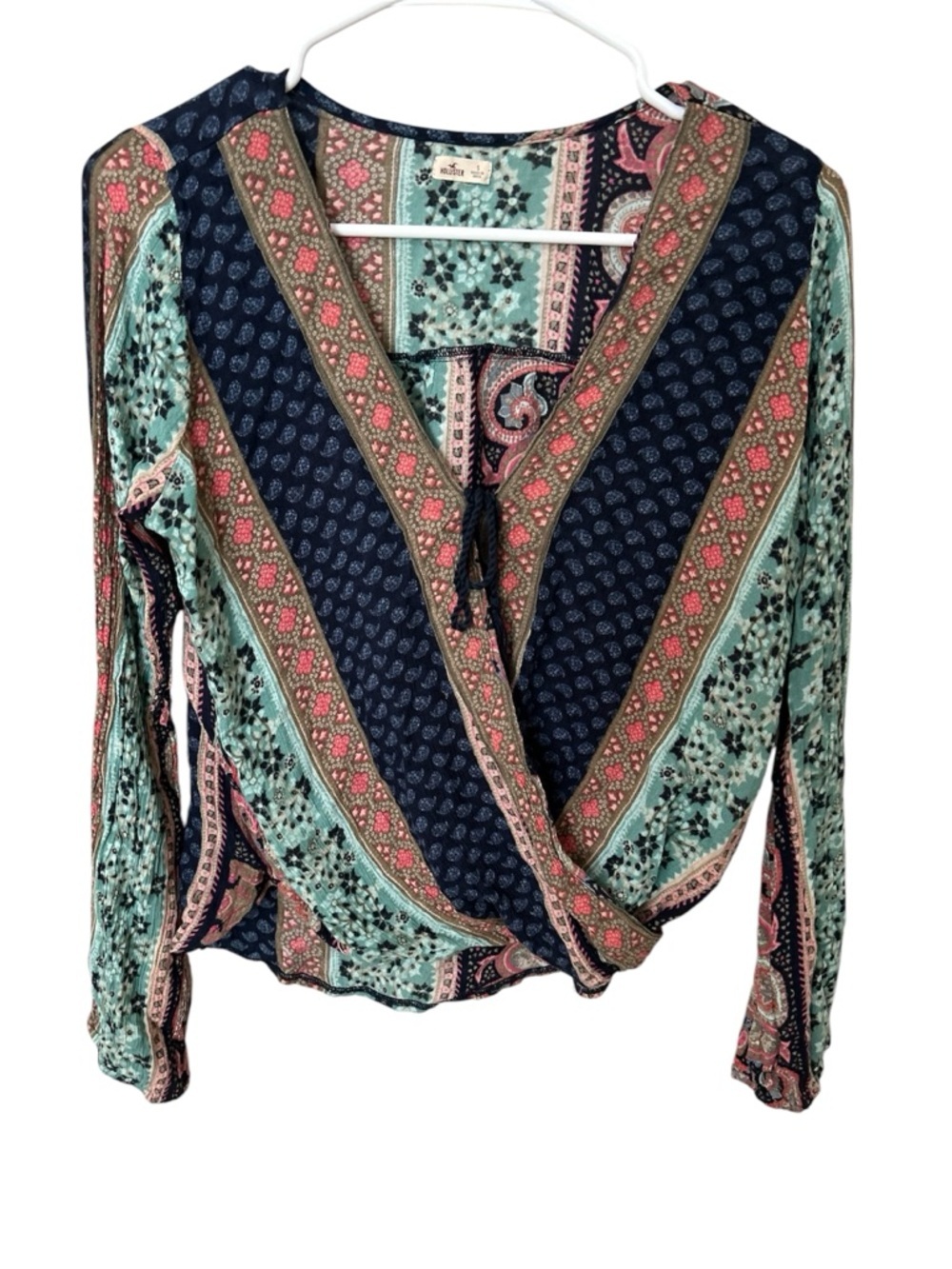 Hollister Boho Paisley Wrap Top Navy Multicolor Tassel Tie Size Small